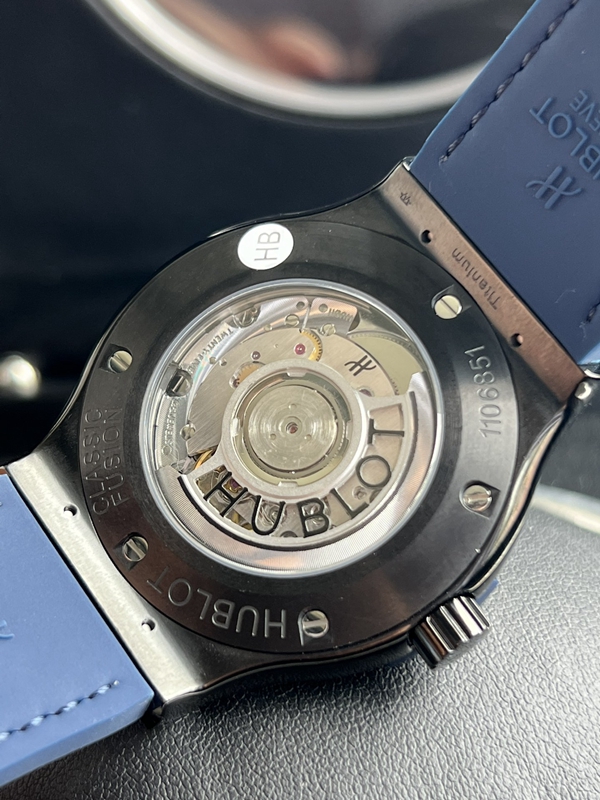 ウブロコピー時計角部分ディテール